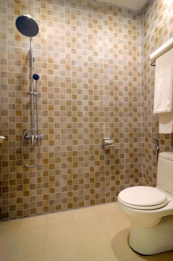 Tanjong Aru Bulatan Hostel מראה חיצוני תמונה