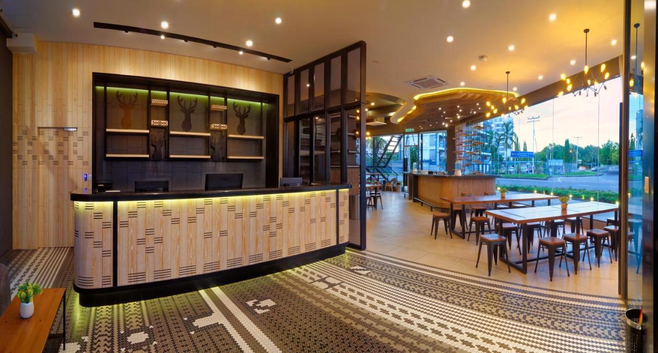 Tanjong Aru Bulatan Hostel מראה חיצוני תמונה